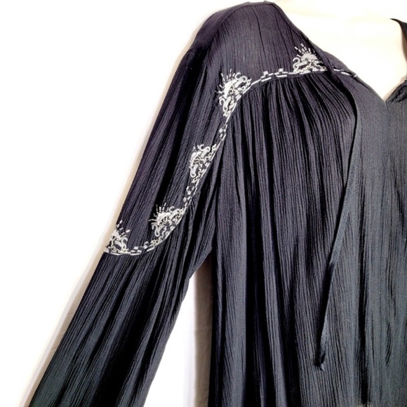 Rock&Republic Black Boho Embellished Tunic Sz S EUC - Picture 4 of 8